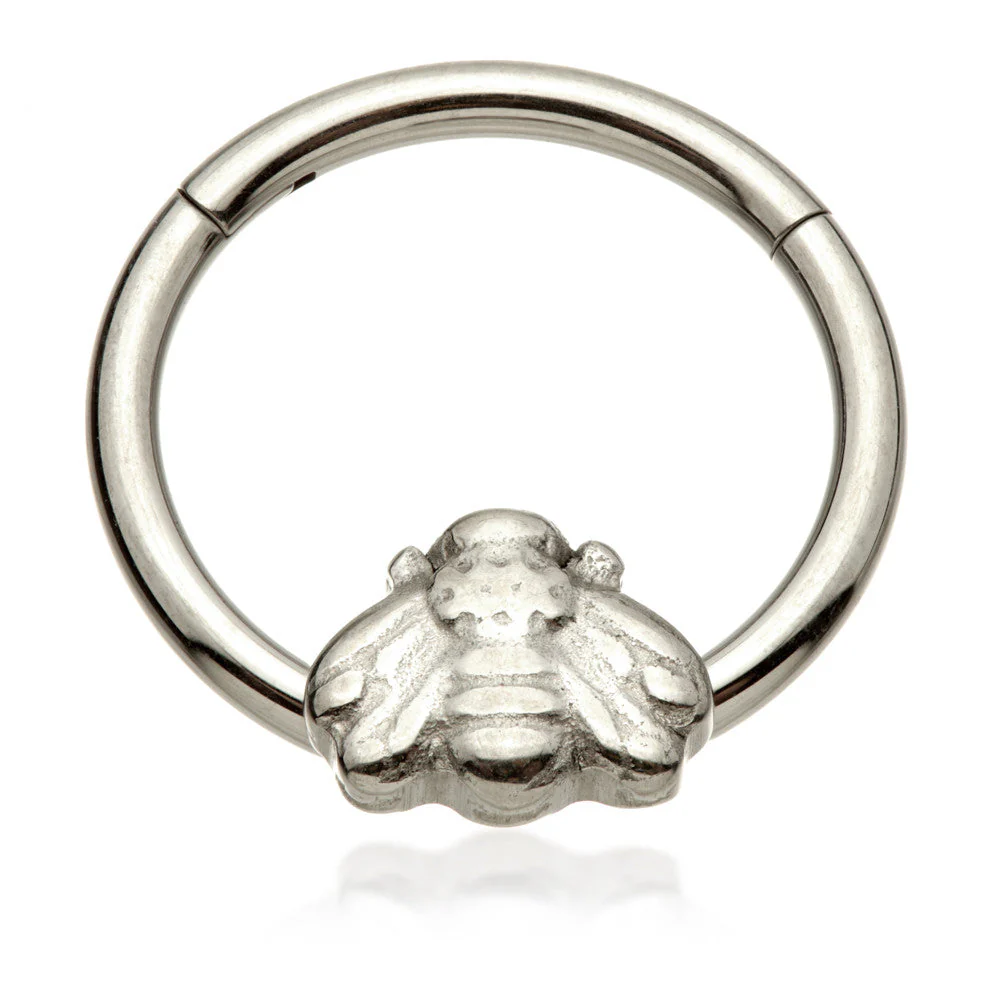 Ti Couture Front Facing Bumblebee Hinged Ring